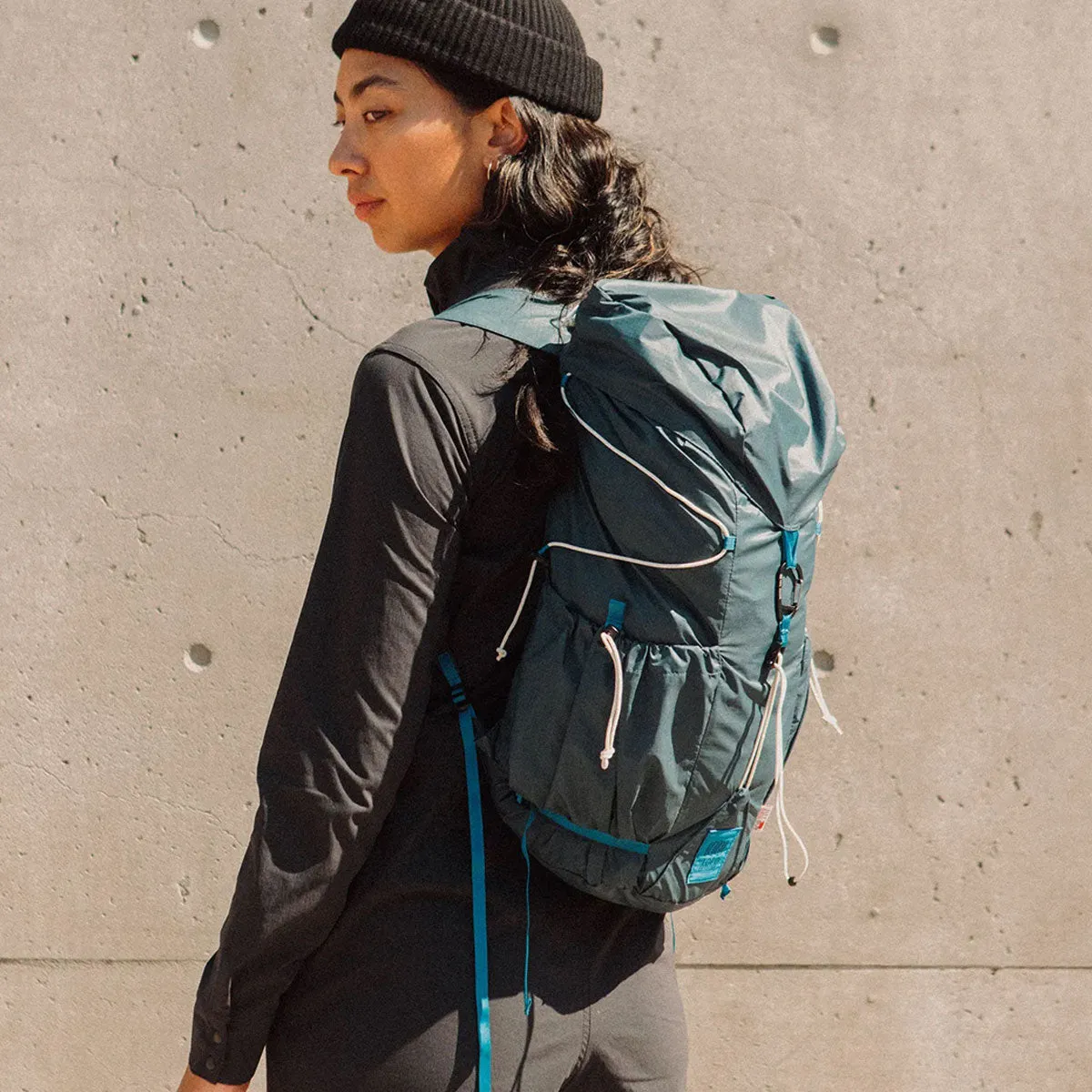 Topo Designs : TopoLite Cinch Pack 16L : Black